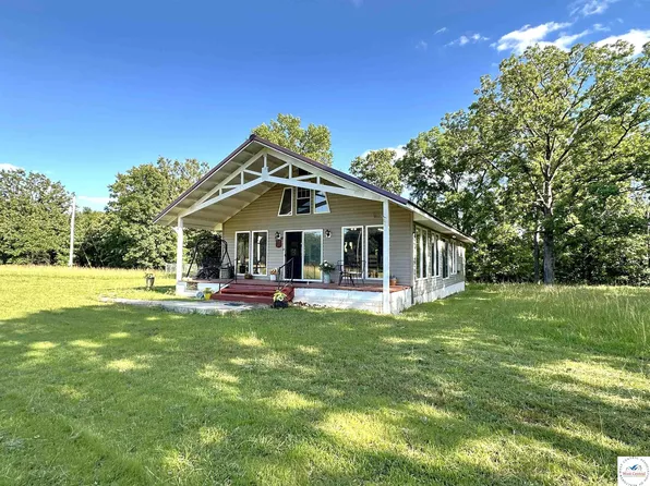 31456 Greenberg Dr, Edwards, MO 65326