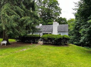 822 Persimmon Rd, Sewickley, PA 15143