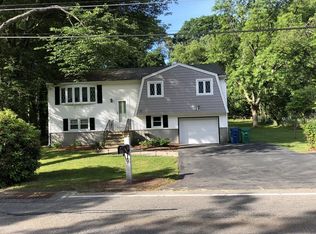 37 Westwood St, Burlington, MA 01803