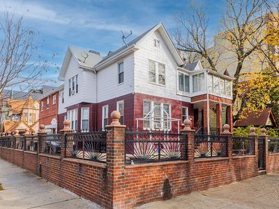 1027 Bushwick Ave, Brooklyn, NY, 11221
