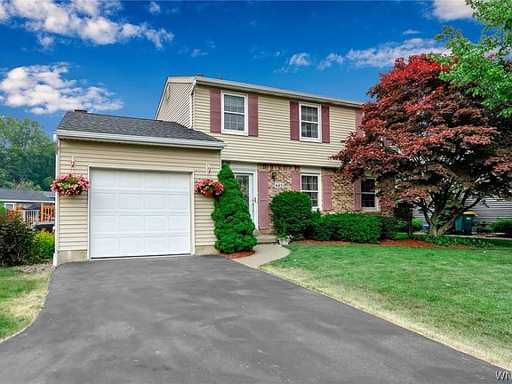 2nd image of 4455 Buckingham Ln