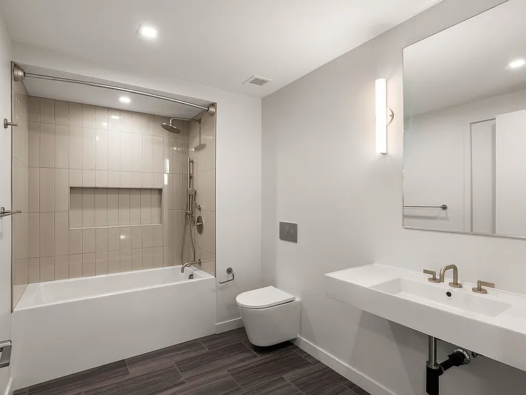 Hallway full bathroom