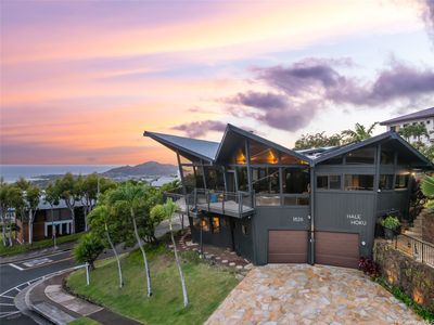 1826 Laukahi St, Honolulu, HI, 96821