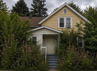 213 S Madison Ave, Port Washington, WI 53074