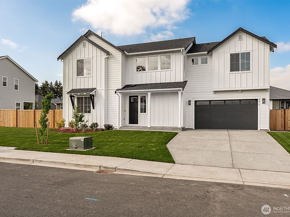 1st image of 2216 Oak Court #3