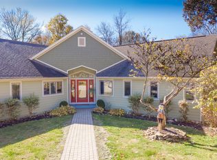 8400 Priest Hollow Rd, Frazeysburg, OH 43822