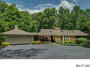563 Fox Run Ln, Tryon, NC 28782