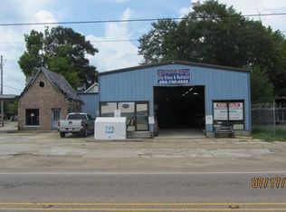 121 S 1st St, Amite, LA 70422