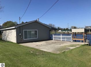 115 Harbor St, Oscoda, MI 48750