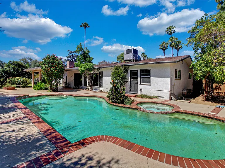 5330 Nottingham Rd — Photo 34