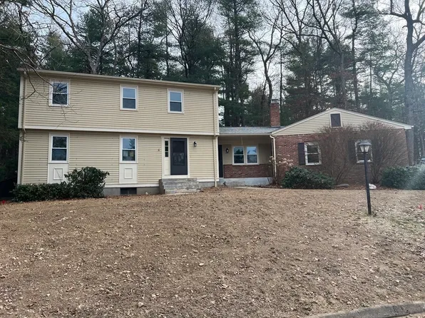 48 Chantilly Ct, Seekonk, MA 02771