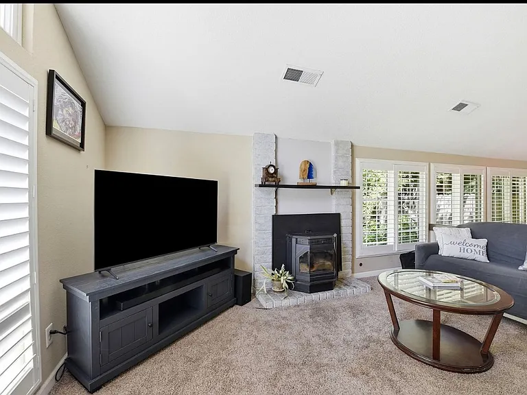 3283 Cambridge Rd — Photo 7