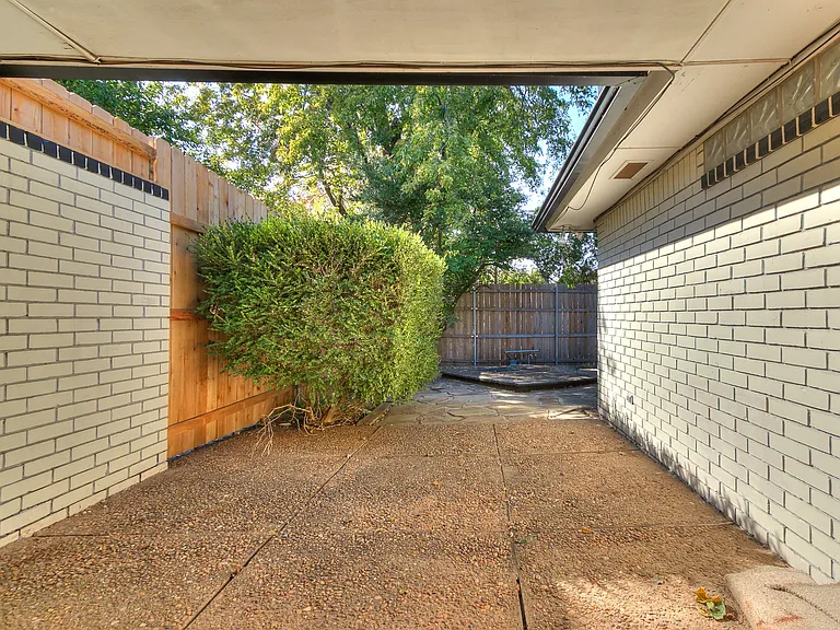 6313 Avalon Ln — Photo 48