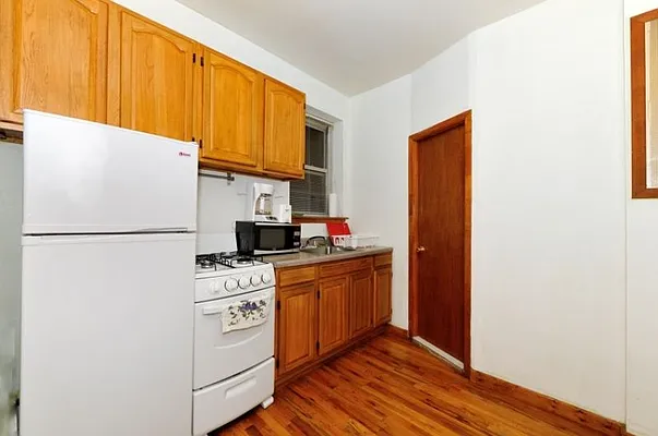 Rented by Eisenberg Exclusives | media 46