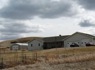 1216 Meadowlark Ln, Lewistown, MT 59457