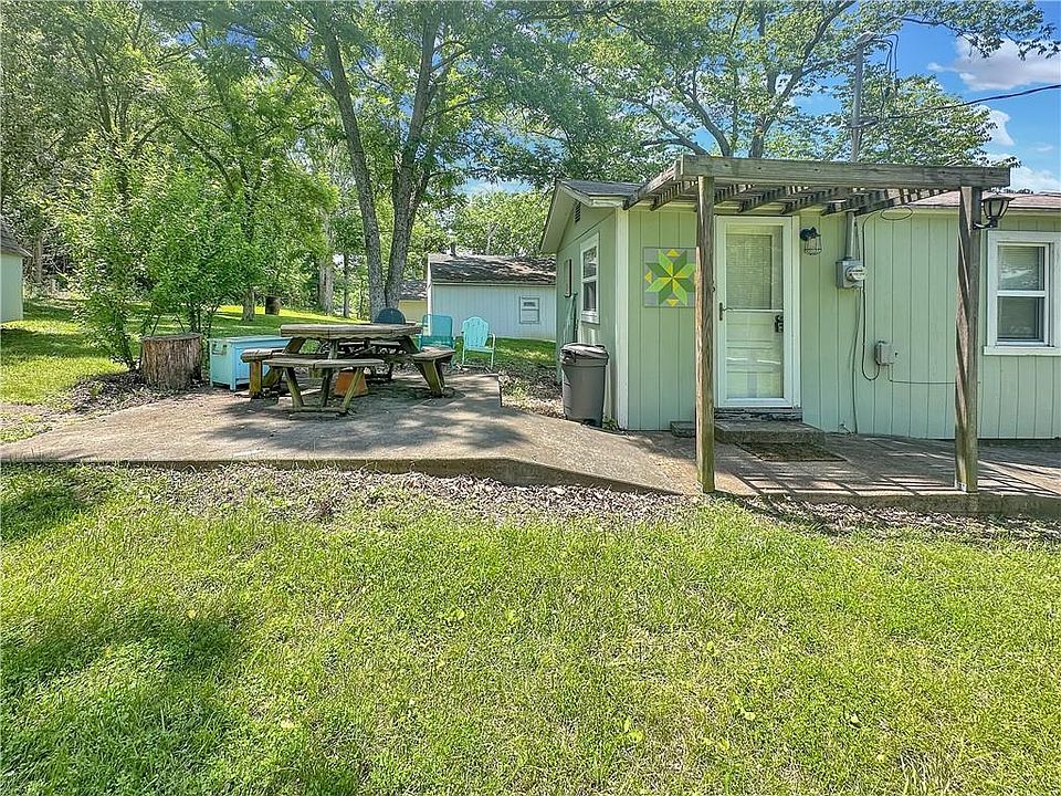 1st image of 29822 McGinnis Rd