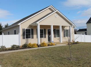 1018 Pendleton Dr, Waynesboro, VA 22980