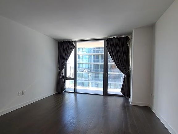 5th image of 13105 40th Rd APT 12T