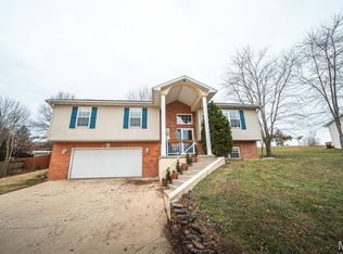 814 Oxford Dr, Rolla, MO 65401