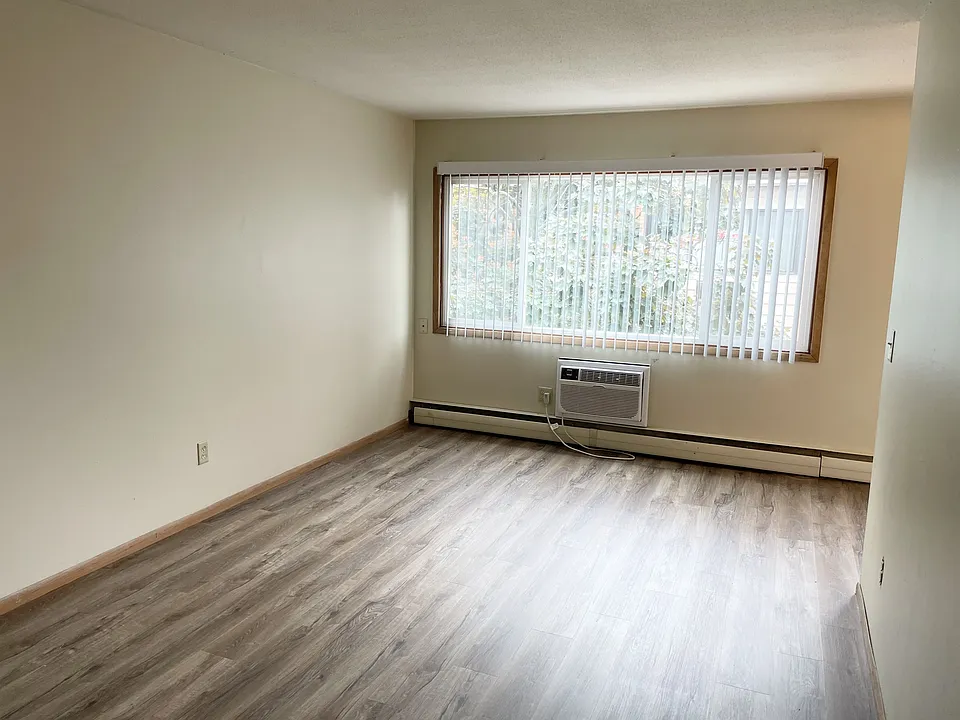Oak Hills Apartments