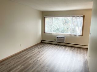 Oak Hills Apartments, Minneapolis, MN 55421