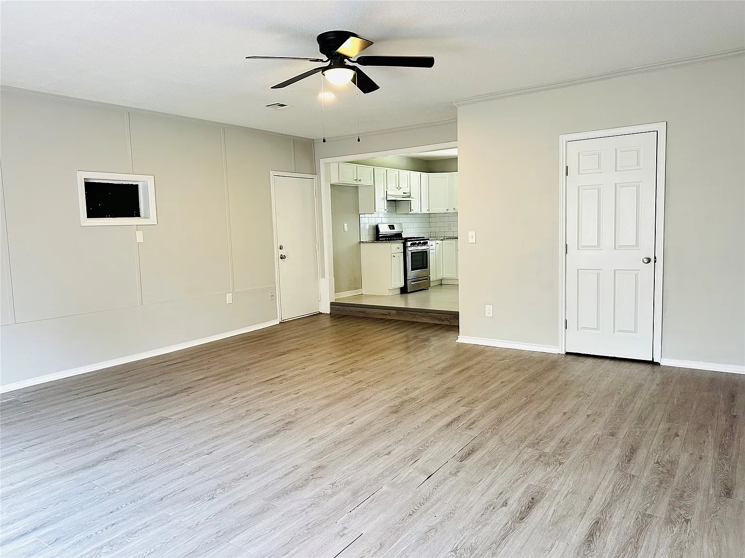 4 bed, 2.0 bath, 1452 sqft, $1,595 — Photo 4