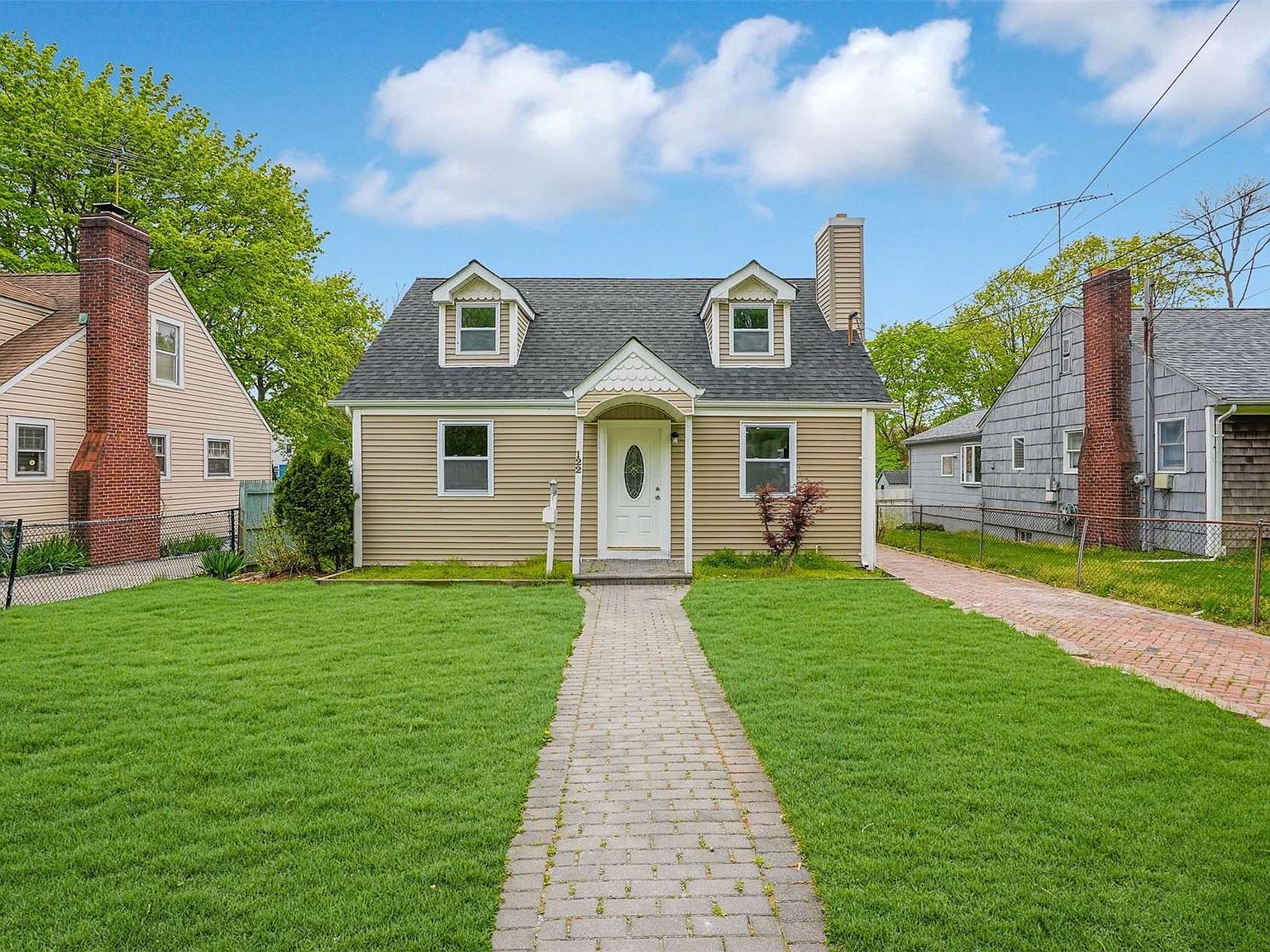 122 Columbia Street, Huntington Station, NY 11746 | Zillow