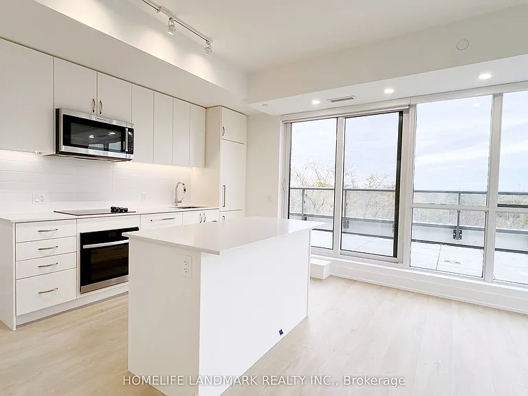 181 Sheppard Ave E #519 — Photo 2