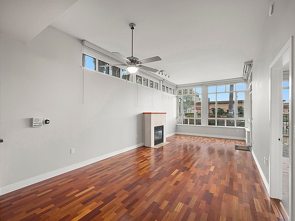 4th image of 700 W Harbor Dr W #103R