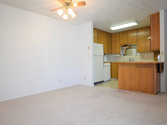 5th image of 729 Linden Pl