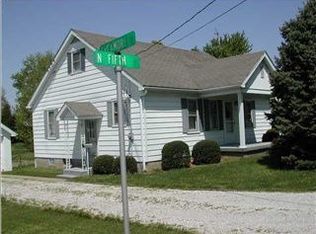 150 N 5th St, Elberfeld, IN 47613