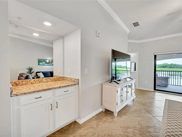 5577 Palmer Cir #201 — Photo 13