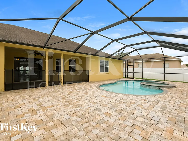2754 Berkford Cir — Photo 15