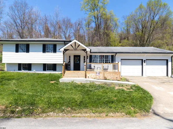 135 Celtic Dr, Clarksburg, WV 26301