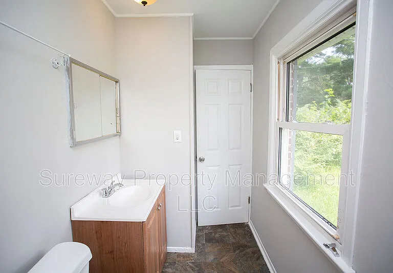 17 Snowdon Ln — Photo 29