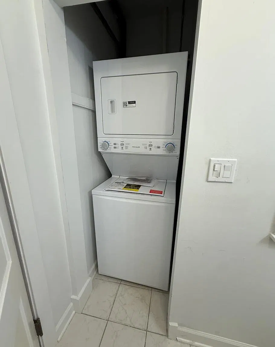 2848 West Diversey Avenue #2E — Photo 4