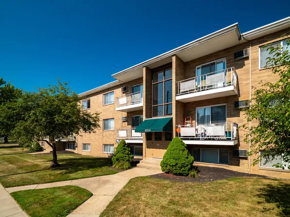 Cross Creek Apartments