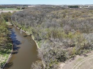 963 N River Rd, Ridott, IL 61067