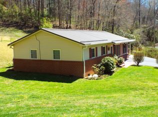 371 Hillcrest St, Sylva, NC 28779