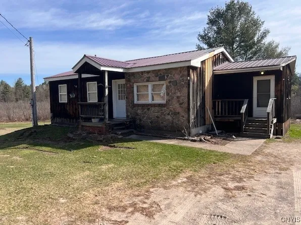 99 Silver Hill Rd, Russell, NY 13684