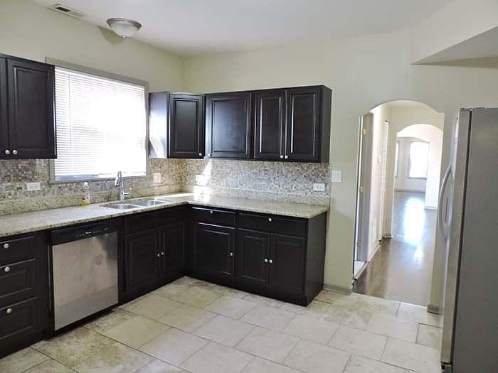 1st image of 6425 N Talman Ave APT 2