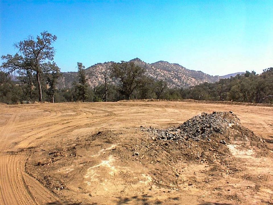 1st image of 452 Ennis Rd