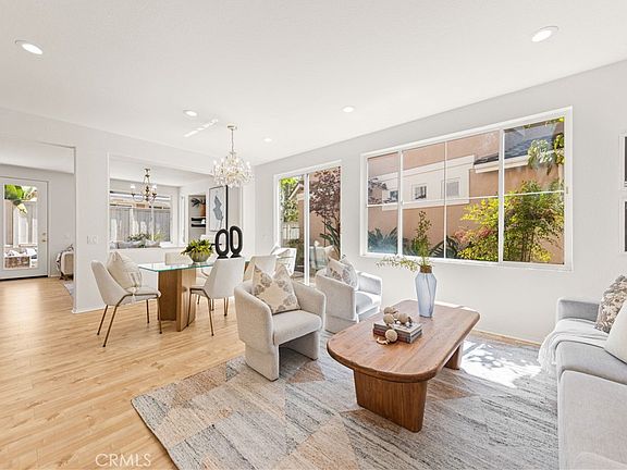 5th image of 22 Santa Cruz Aisle