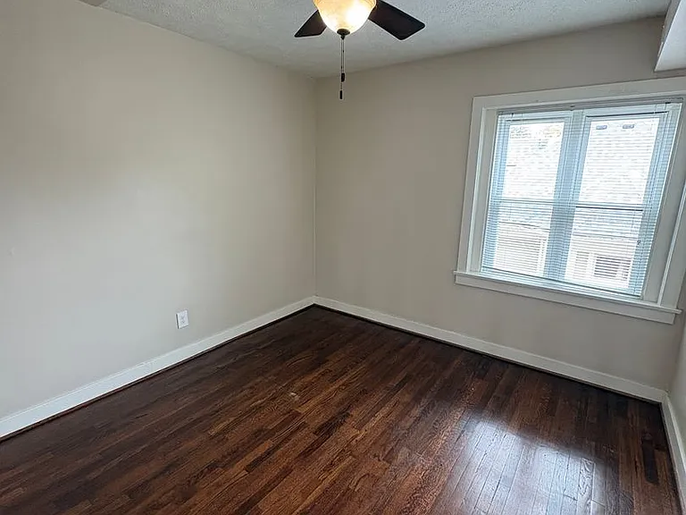 3910 Cass St — Photo 6