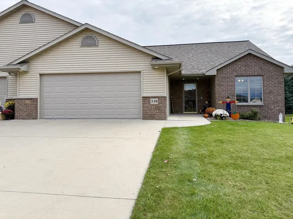 330 Clover LANE, Lomira, WI 53048