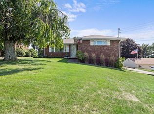 67 Beaver Grade Rd, Mc Kees Rocks, PA 15136