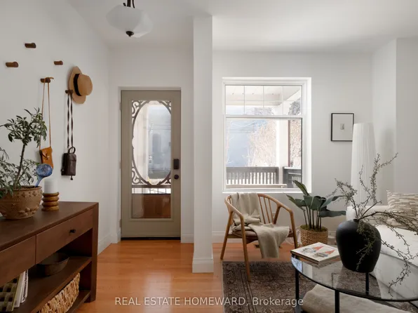 52 Balfour Ave, Toronto, ON M4C 1T6