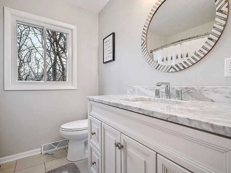 11301 Friar Ln — Photo 23