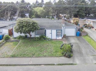 3324 Gross St, Eureka, CA 95503