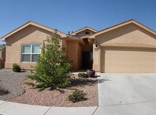1011 Recreo Rd, Los Lunas, NM 87031